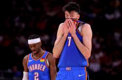 开云体育官网-雷霆碾压立陶宛男篮，巴恩斯关键制胜