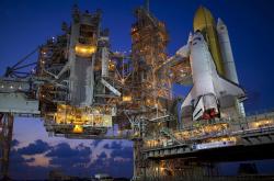 开云sport-北境之王重燃战神之魂！伦纳德冷血三分上演历史性绝杀