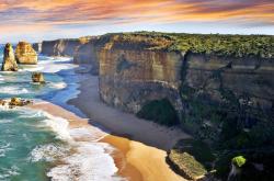 开云体育官网-双面破壁，从绿茵场的逆转，到乒乓桌的独舞