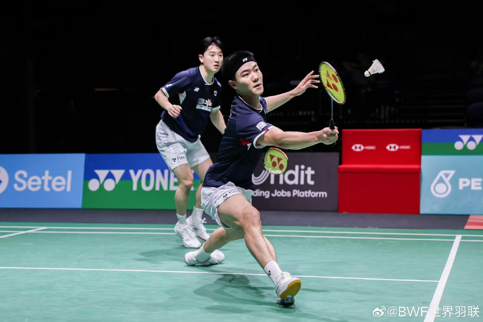 印度羽毛球队轻取中国羽毛球队，辛杜高光表现