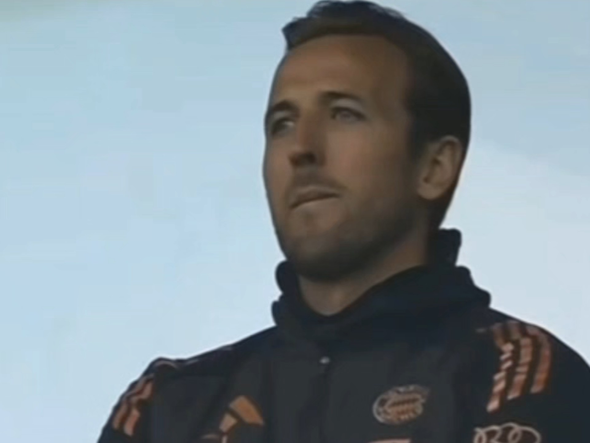 里昂绝地反击曼联，哈里·凯恩打破历史纪录的简单介绍