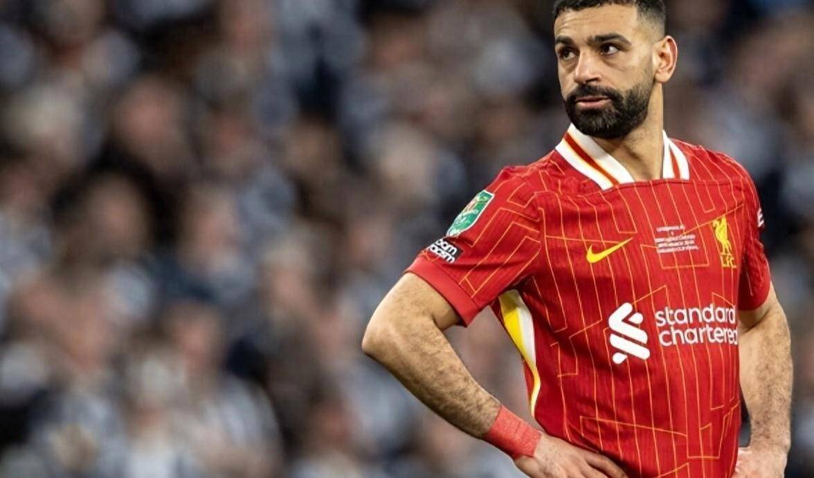 莱比锡红牛完胜勒沃库森，萨拉赫统治全场的简单介绍