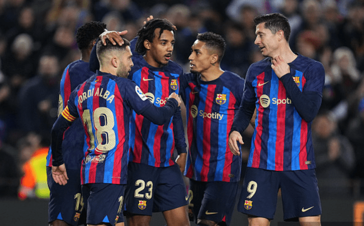 里昂横扫马德里竞技，加维爆发神勇