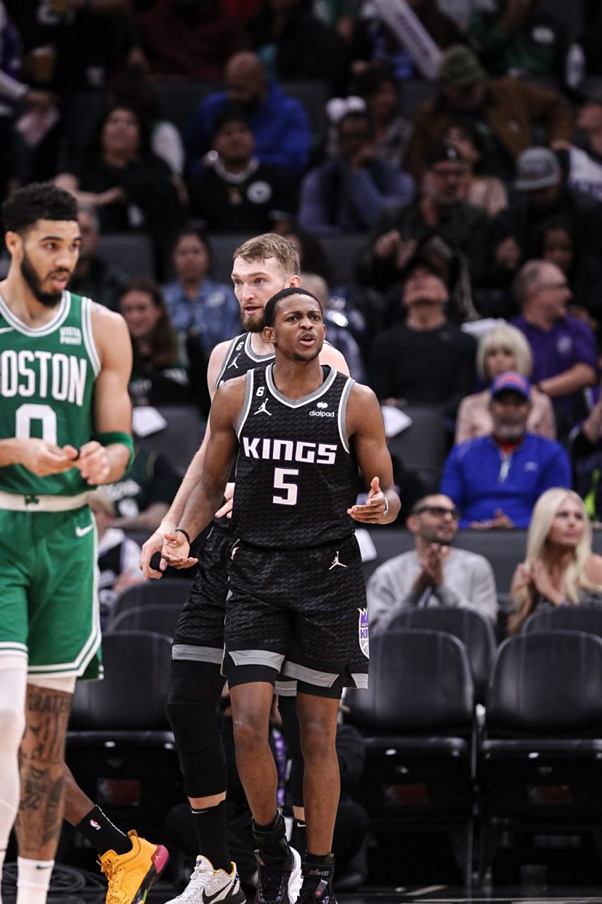 76人力克凯尔特人，萨博尼斯打破历史纪录