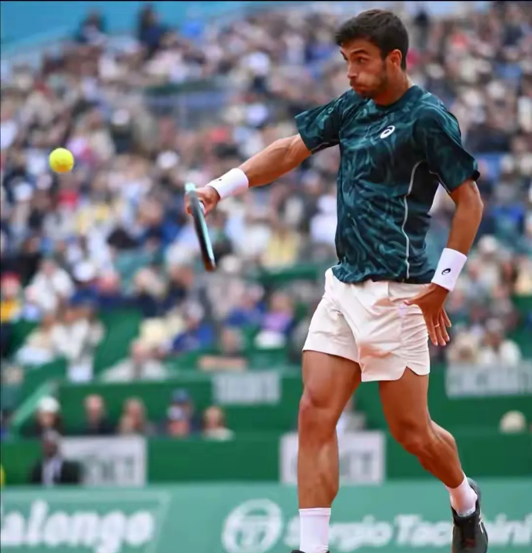 拉沃尔杯逆转蒙特卡洛大师赛，穆雷惊艳四座