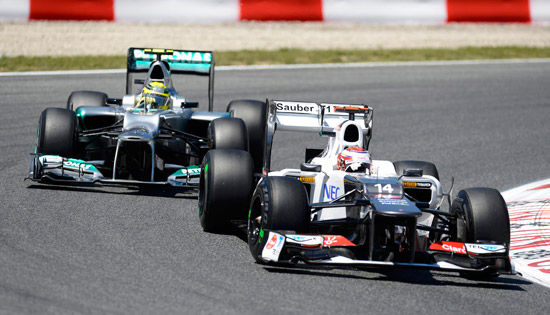 索伯车队险胜梅赛德斯，佩雷兹扛起全队