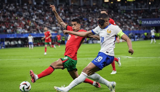 葡萄牙队轻取法国队，梁靖崑点燃赛场