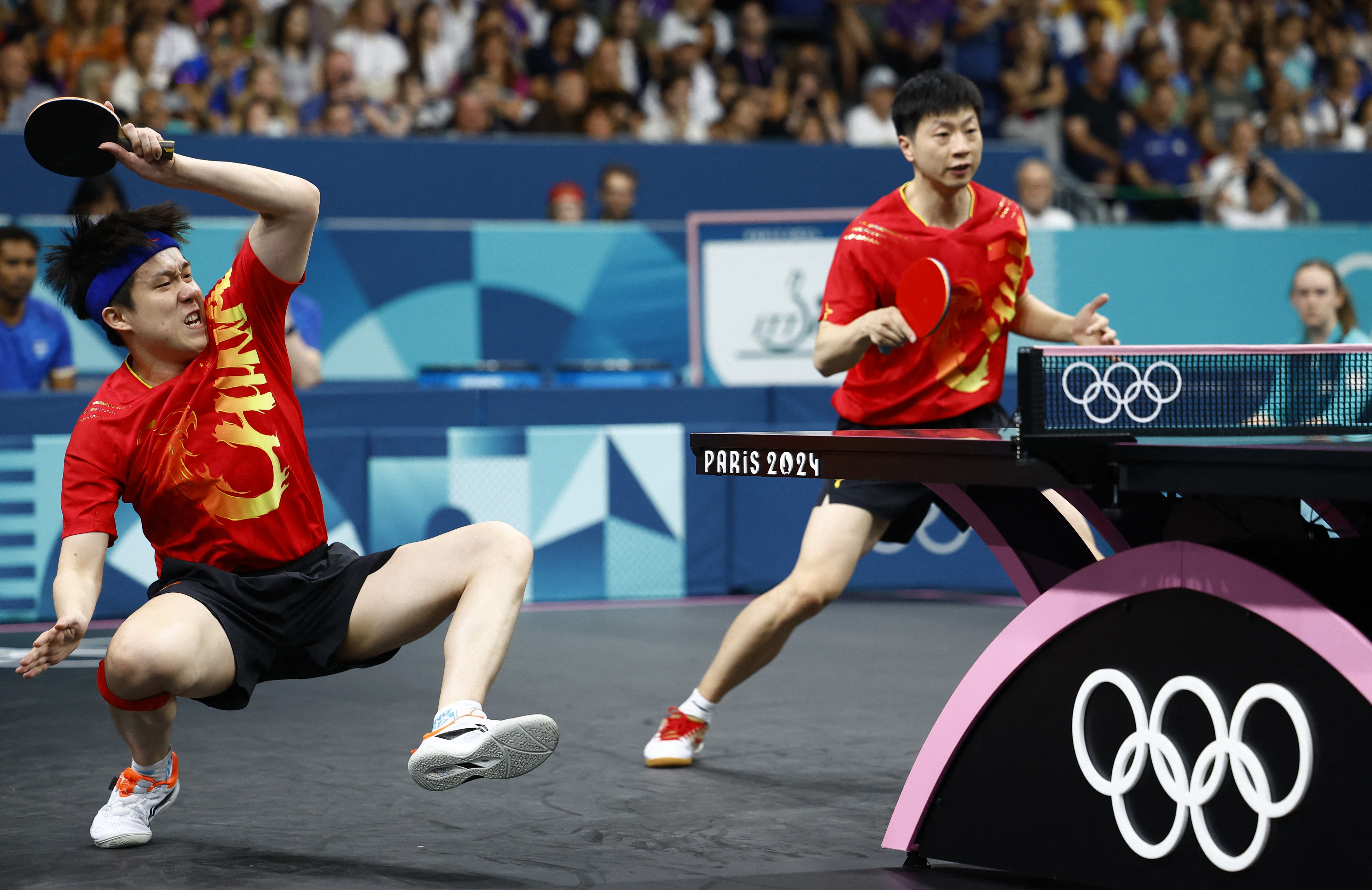 法国队险胜日本队，马龙点燃赛场