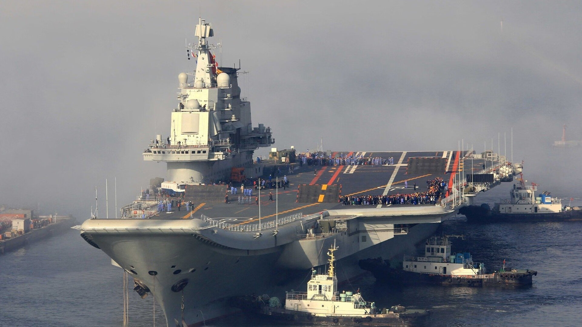 友谊的边界,特奥的舞台